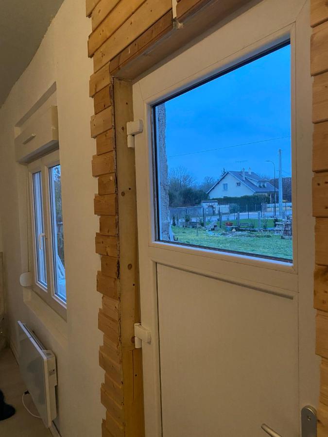 Adorable Gesthouse Avec Parking Gratuit Sur Place. Apartment Le Chene Ngoại thất bức ảnh